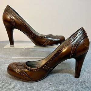 Dark brown Oxford leather heels, sz 8